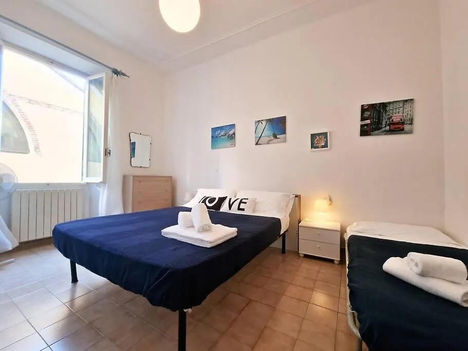 Centro Storico Pietra Ligure - 100 Mt Dal Mare Apartment
